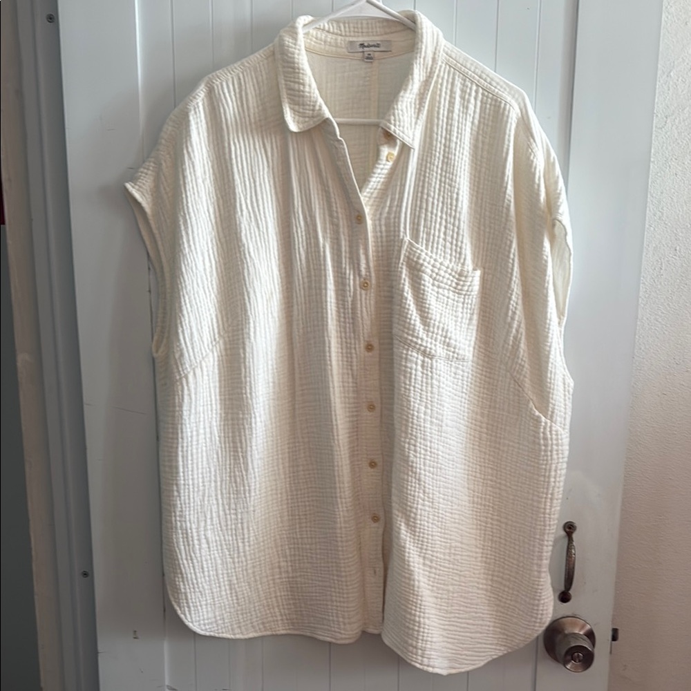 Madewell Off-White Textured Sleeveless Shirt